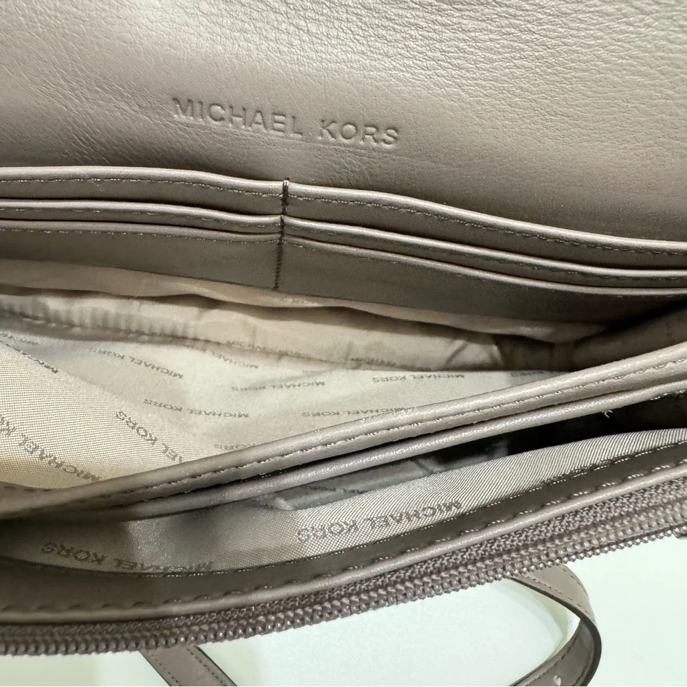 MICHAEL KORS Eyelet Brooklyn‎ Grommet Crossbody